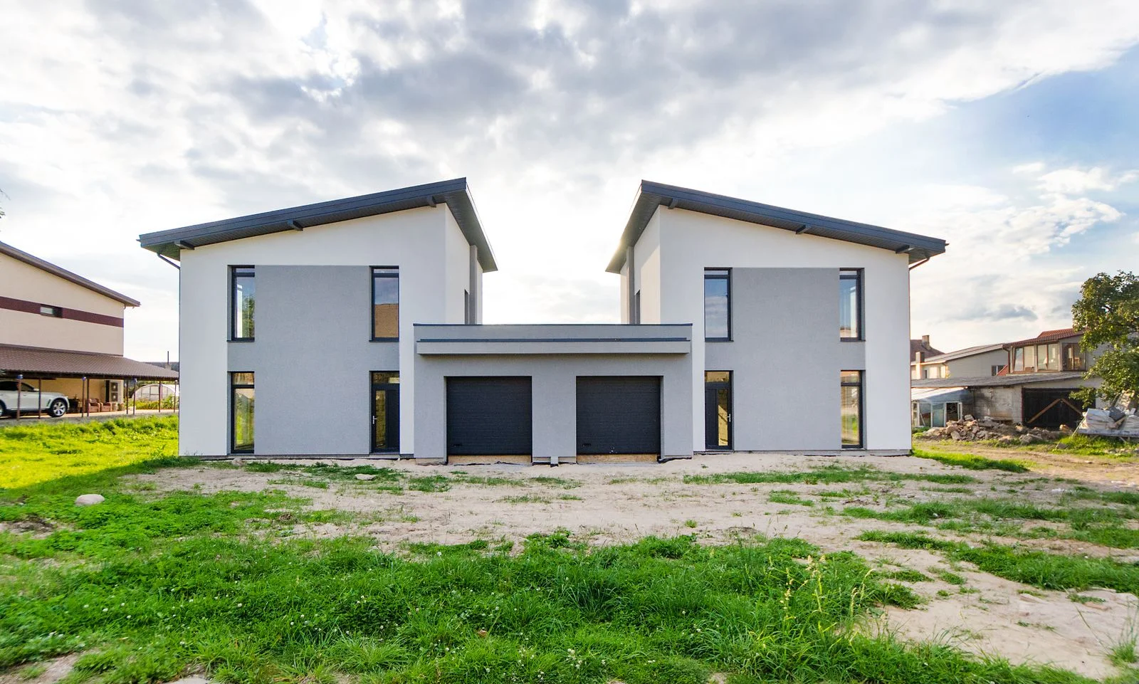 4 Bedroom Semi-Detached Duplex in Lekki Phase 1 in Lagos